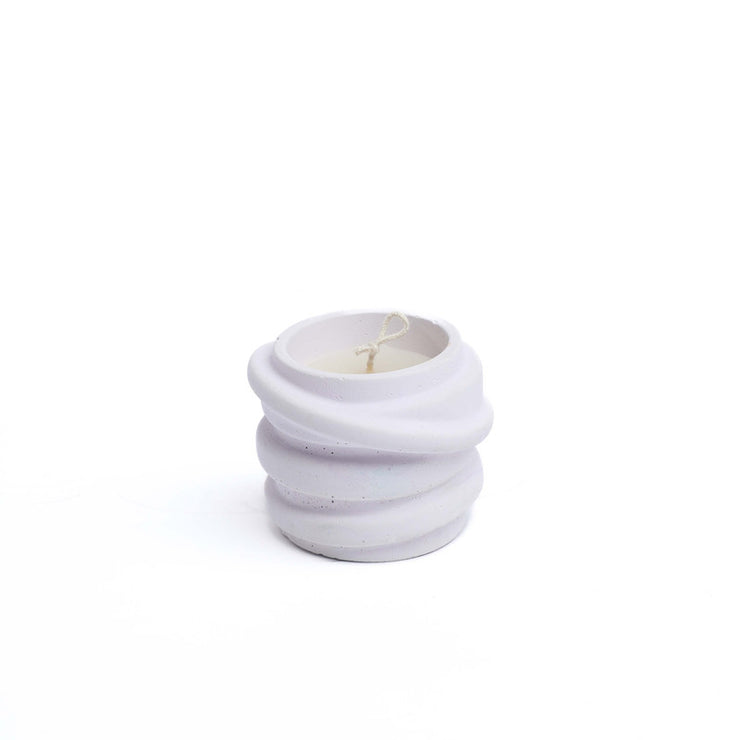 Concret zigzag rounded with solid candle 6cm*5cm (White)