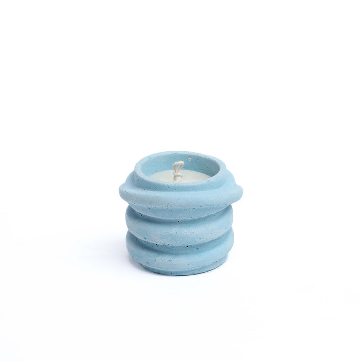 Concret zigzag rounded with solid candle 6cm*5cm (Blue)