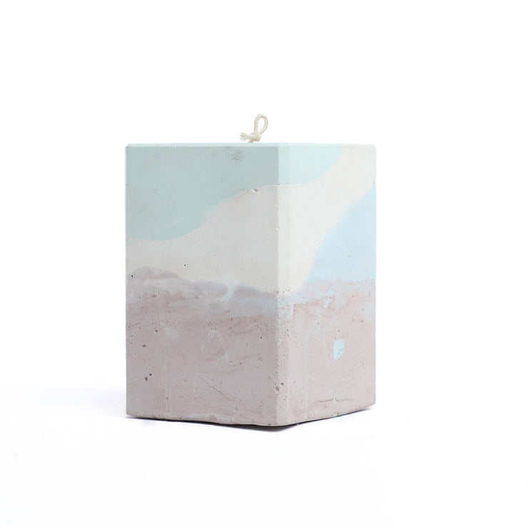 Concret rounded with solid candle 10cm*7cm