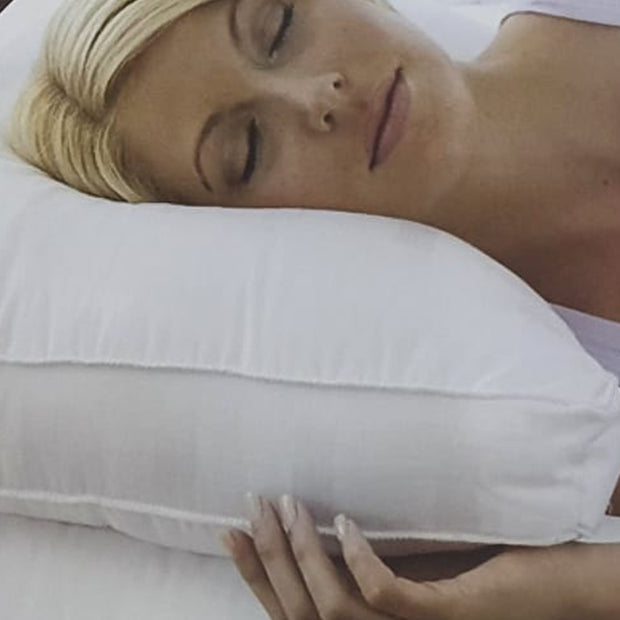Pillow 1700g.